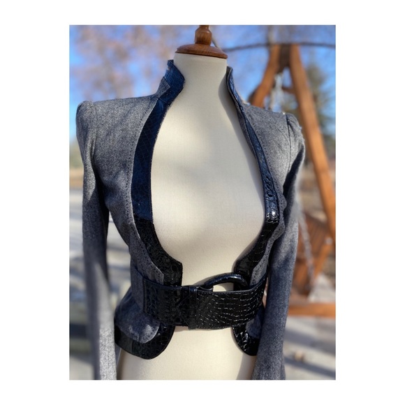 SOLD Bebe Jacket Bomber Blazer Short Bodice Cutout - Picture 3 of 16